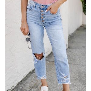 LUCY DISTRESSED GIRLFRIEND MEDIUM WASH JEANS